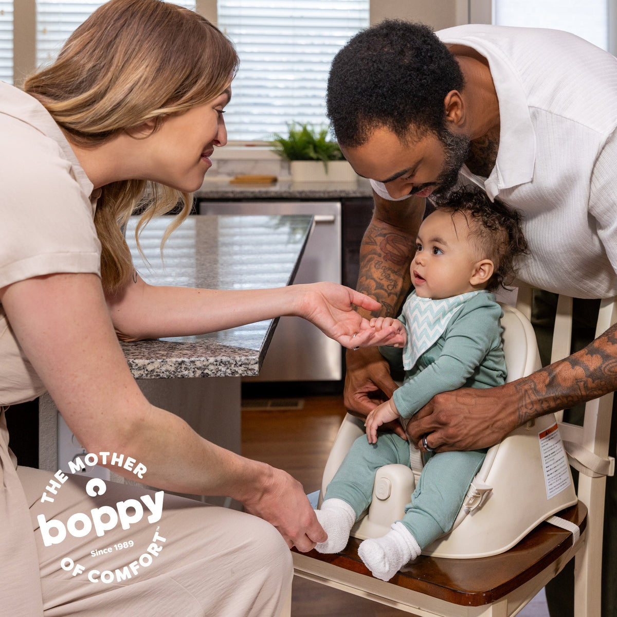 Proper Posture Floor and Booster SeatBooster Feeding SeatBoppy